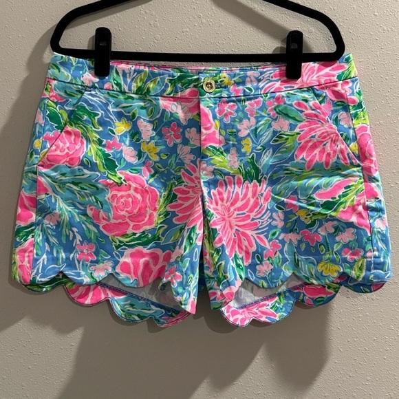 Lilly Pulitzer Pants - Lilly Pulitzer Women’s Size 12 Zanzibar Blue Buttercup Stretch Shorts Summer NWT